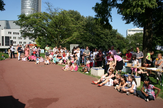 gal/2009/2009 Kinderfest Folkwang - Kinder fuehren Kinder 15.09/IMG_7980.JPG